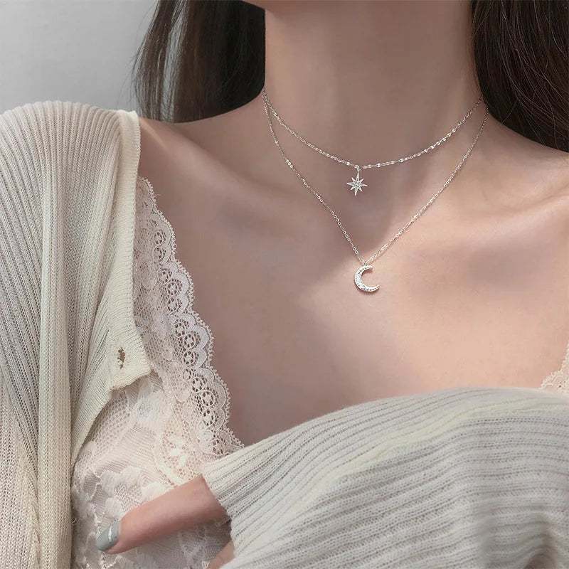 Delicate Heart Pendant Necklace – Gold Clavicle Chain with Exquisite Crystal Zircon