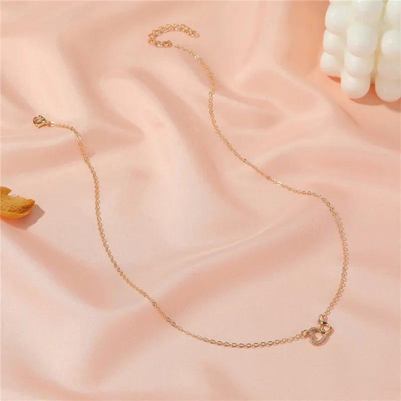 Delicate Heart Pendant Necklace – Gold Clavicle Chain with Exquisite Crystal Zircon