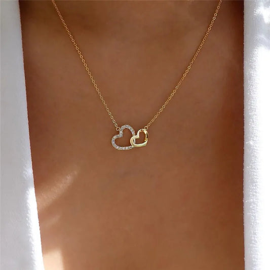 Delicate Heart Pendant Necklace – Gold Clavicle Chain with Exquisite Crystal Zircon