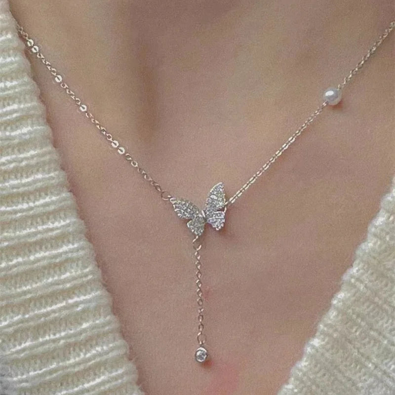 Korean-Style Acrylic Butterfly Necklace – Elegant Gold-Tone Pendant for Women